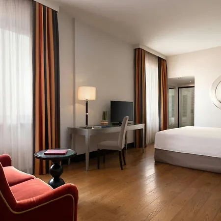 Sina Medici, Autograph Collection Hotel