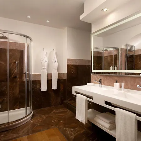 Sina Medici, Autograph Collection Hotel
