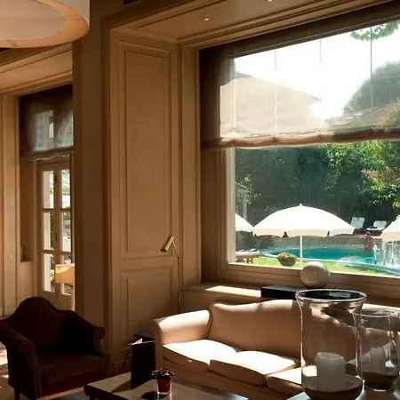 Sina Medici, Autograph Collection Hotel 5*