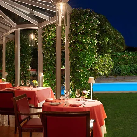 Sina Medici, Autograph Collection Отель 5*