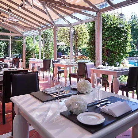 Sina Medici, Autograph Collection 5*